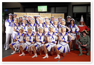 Tanzende Sterne: Showtanzgruppe mit Überraschungen